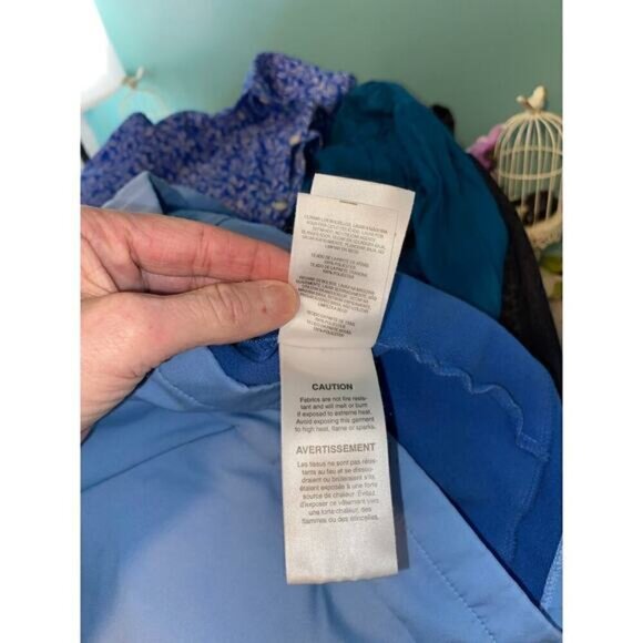 Columbia Sportswear Company size Medium Blue Logo Linnea Zip GUC Jacket Pockets - Picture 7 of 15